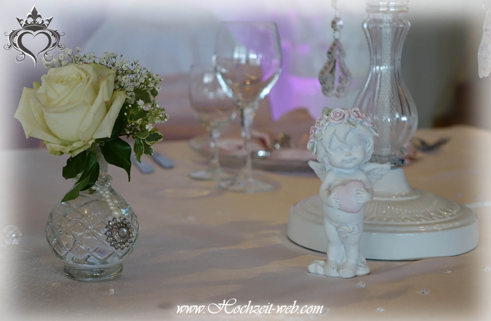 Hochzeitsdekoration -Dekoration-altrosa-Brauttisch-3