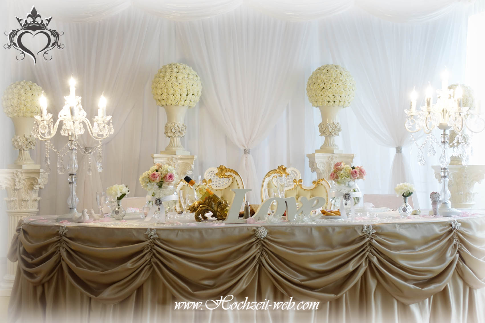 hochzeitsdekoration-deko-hochzeit-caramel-glas-brauttisch-barock