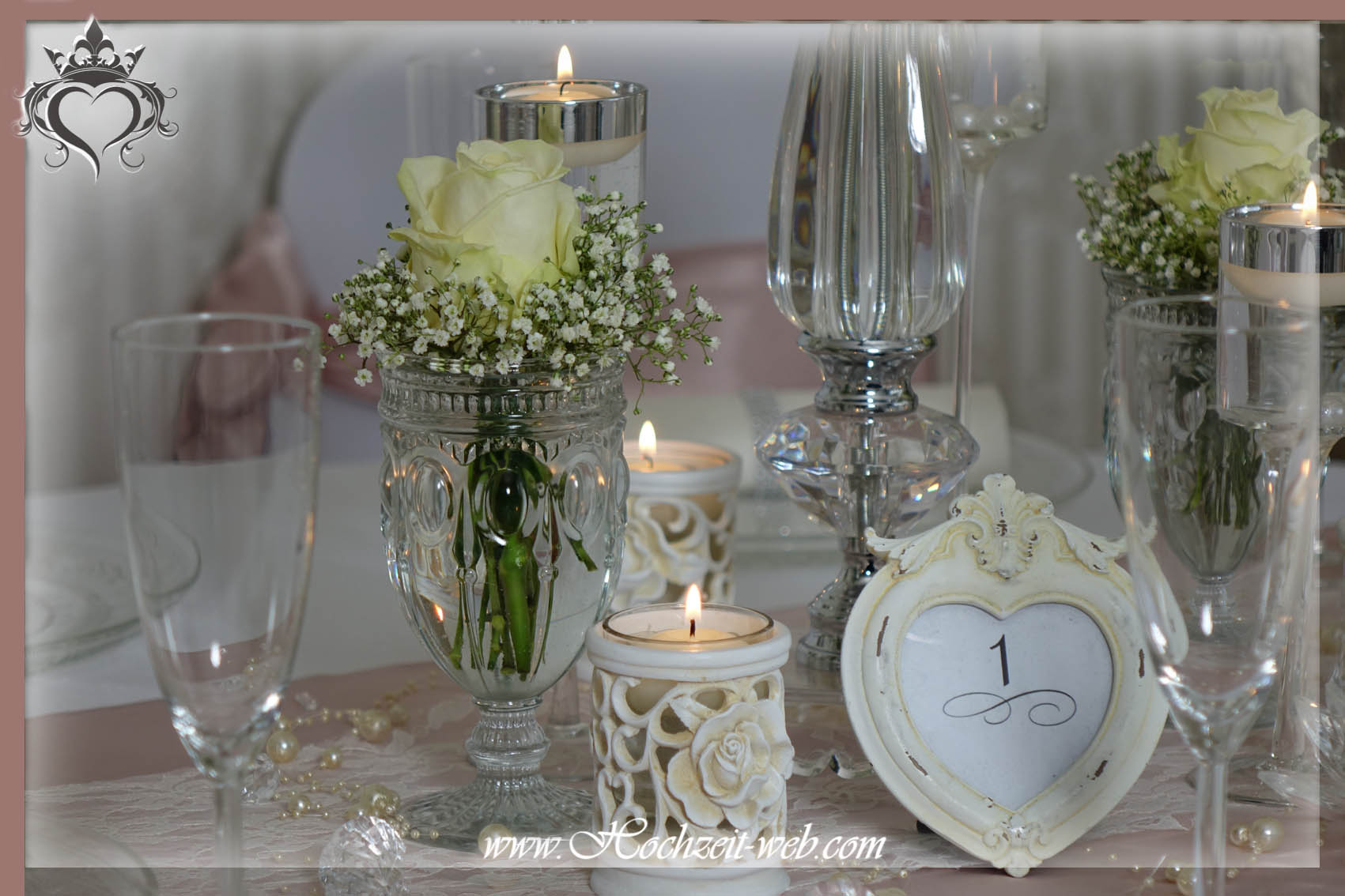 hochzeitsdekoration-altrosa-kerze-rosen-vase